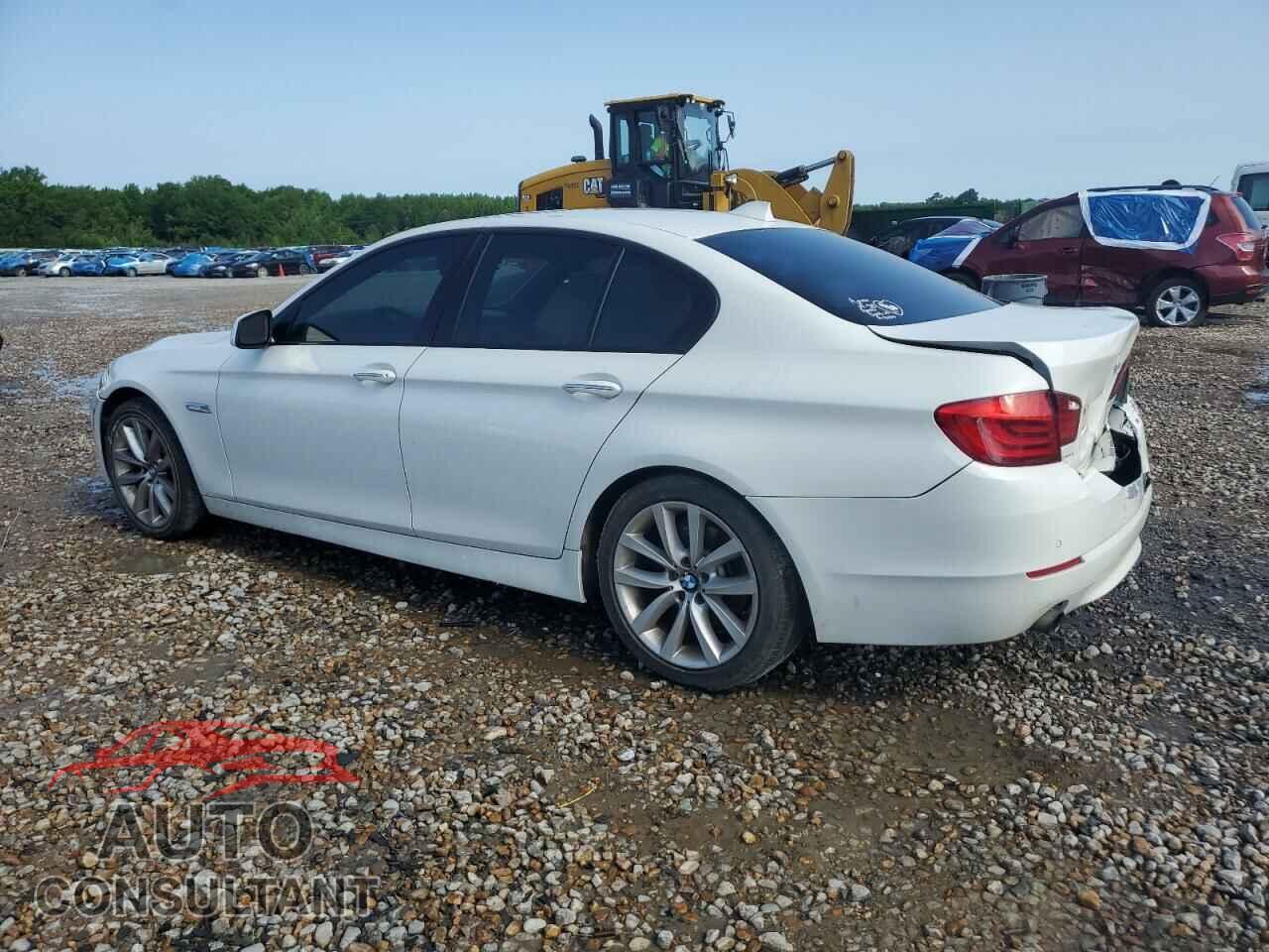 BMW 5 SERIES 2012 - WBAFR7C58CC813683