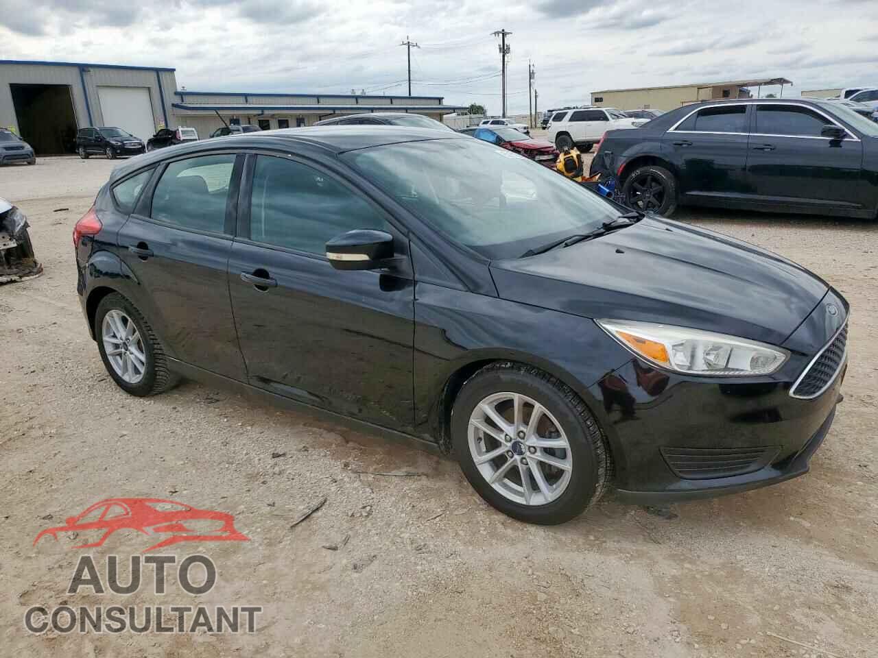 FORD FOCUS 2017 - 1FADP3K2XHL220565