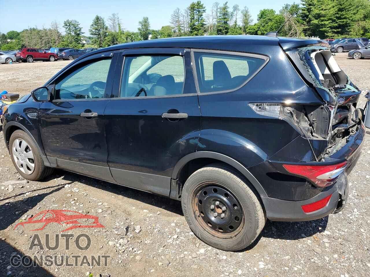 FORD ESCAPE 2017 - 1FMCU0F79HUC83875