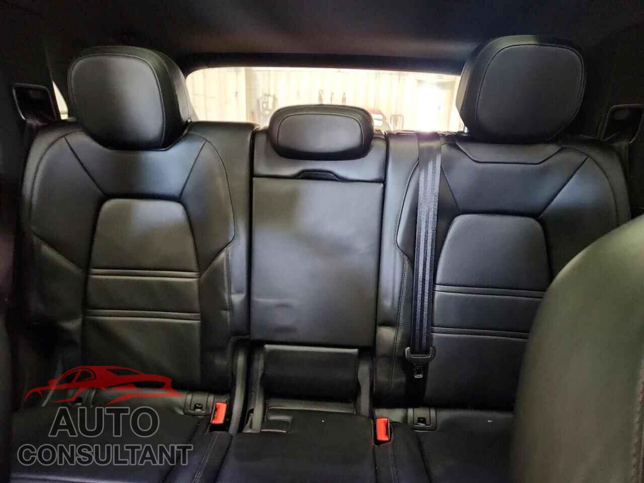 PORSCHE CAYENNE 2020 - WP1AA2AY9LDA06554