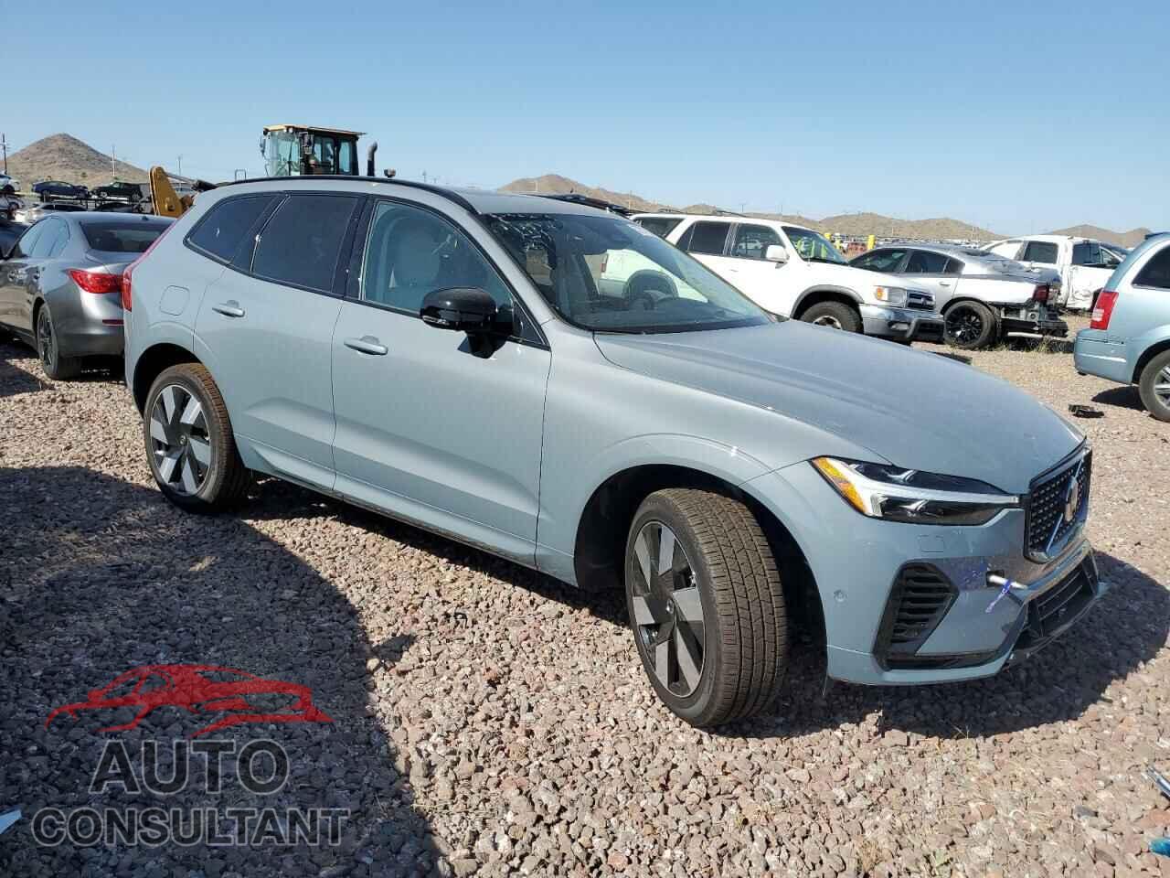 VOLVO XC60 ULTIM 2024 - YV4H60DM2R1871663
