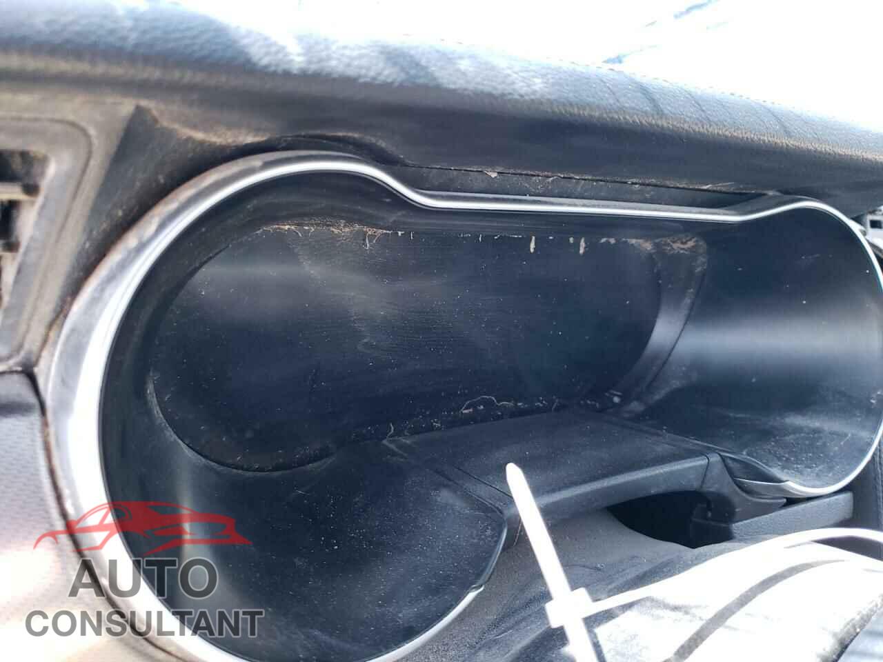 FORD MUSTANG 2019 - 1FA6P8CF2K5120723