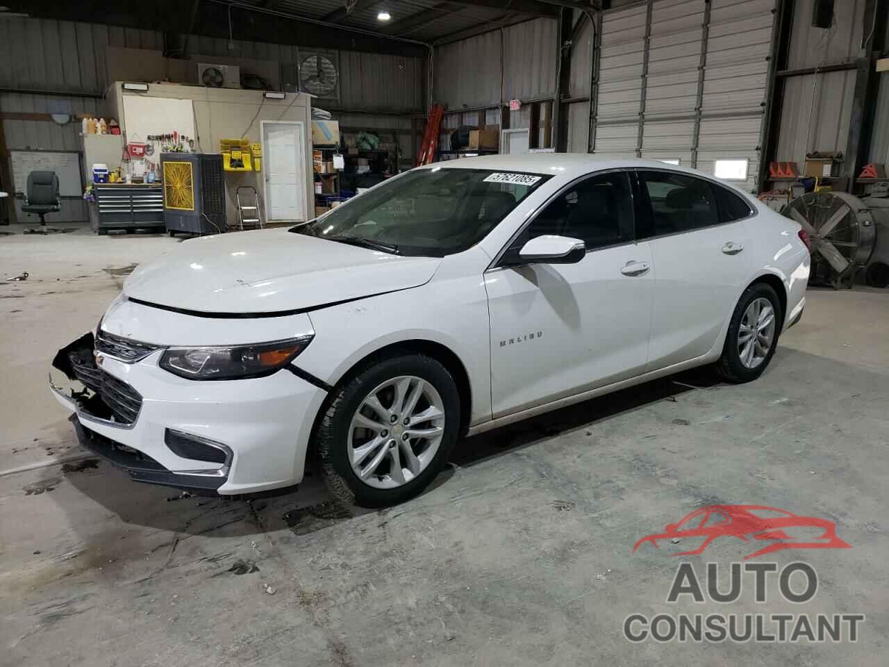 CHEVROLET MALIBU 2017 - 1G1ZE5ST4HF204735