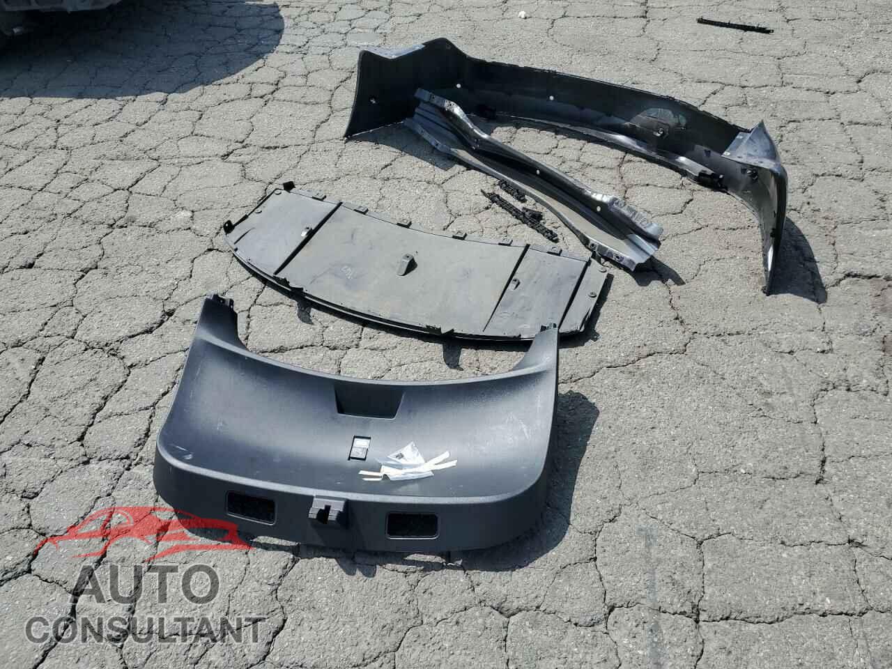 TESLA MODEL S 2018 - 5YJSA1E43JF281351