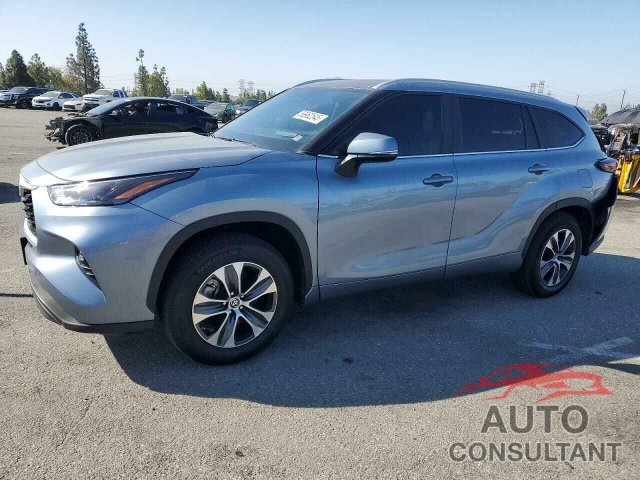 TOYOTA HIGHLANDER 2024 - 5TDKDRAH1RS535743
