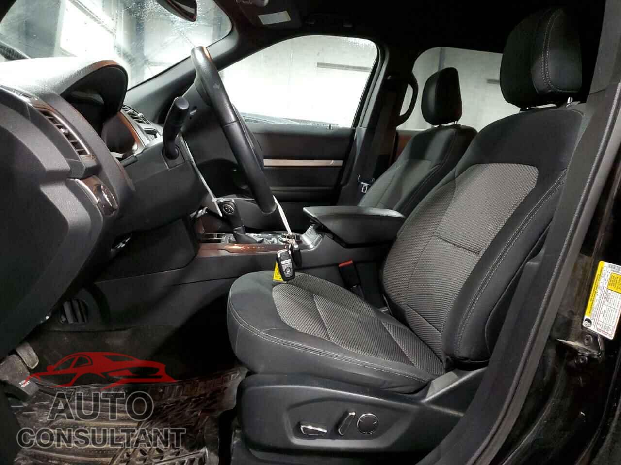 FORD EXPLORER 2018 - 1FM5K8D81JGB20361