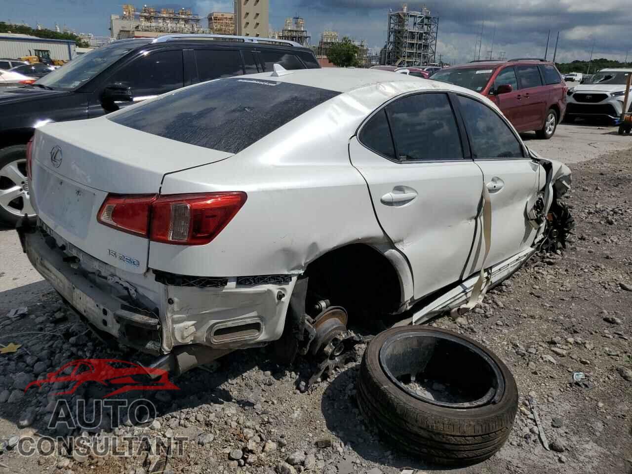 LEXUS IS 2011 - JTHBF5C28B5148676