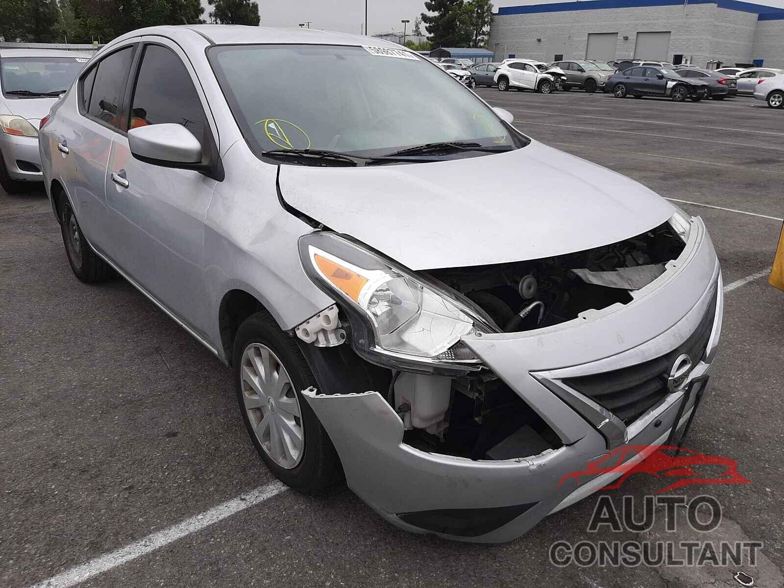 NISSAN VERSA 2017 - 3N1CN7AP6HK466929