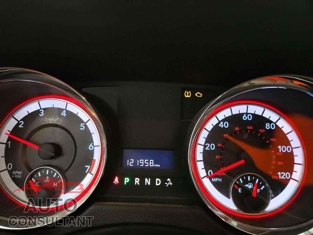 DODGE CARAVAN 2011 - 2D4RN3DG9BR692899