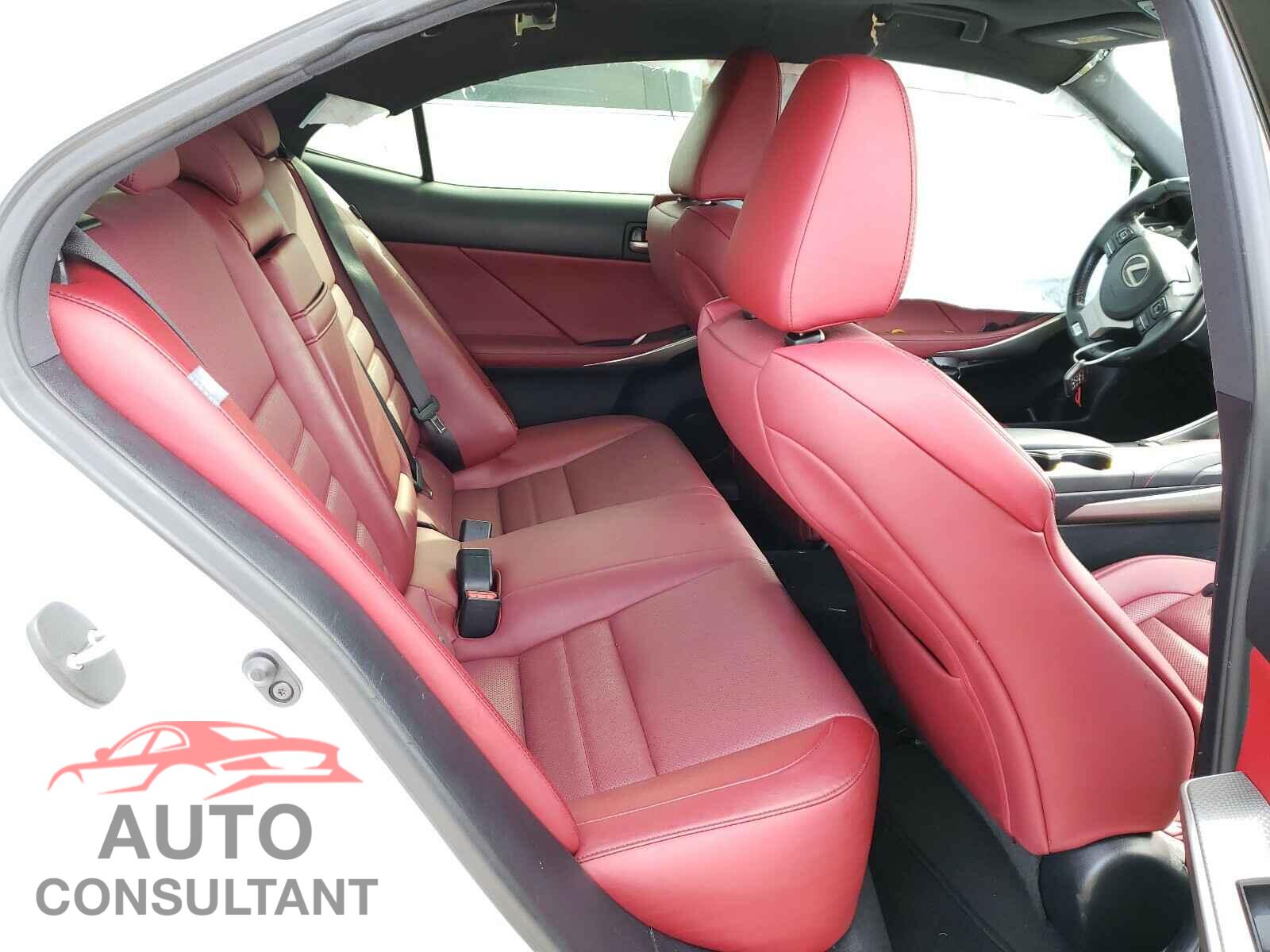 LEXUS IS 2017 - JTHBA1D28H5046518