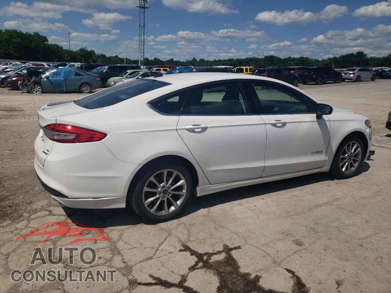 FORD FUSION 2017 - 3FA6P0LU6HR385621