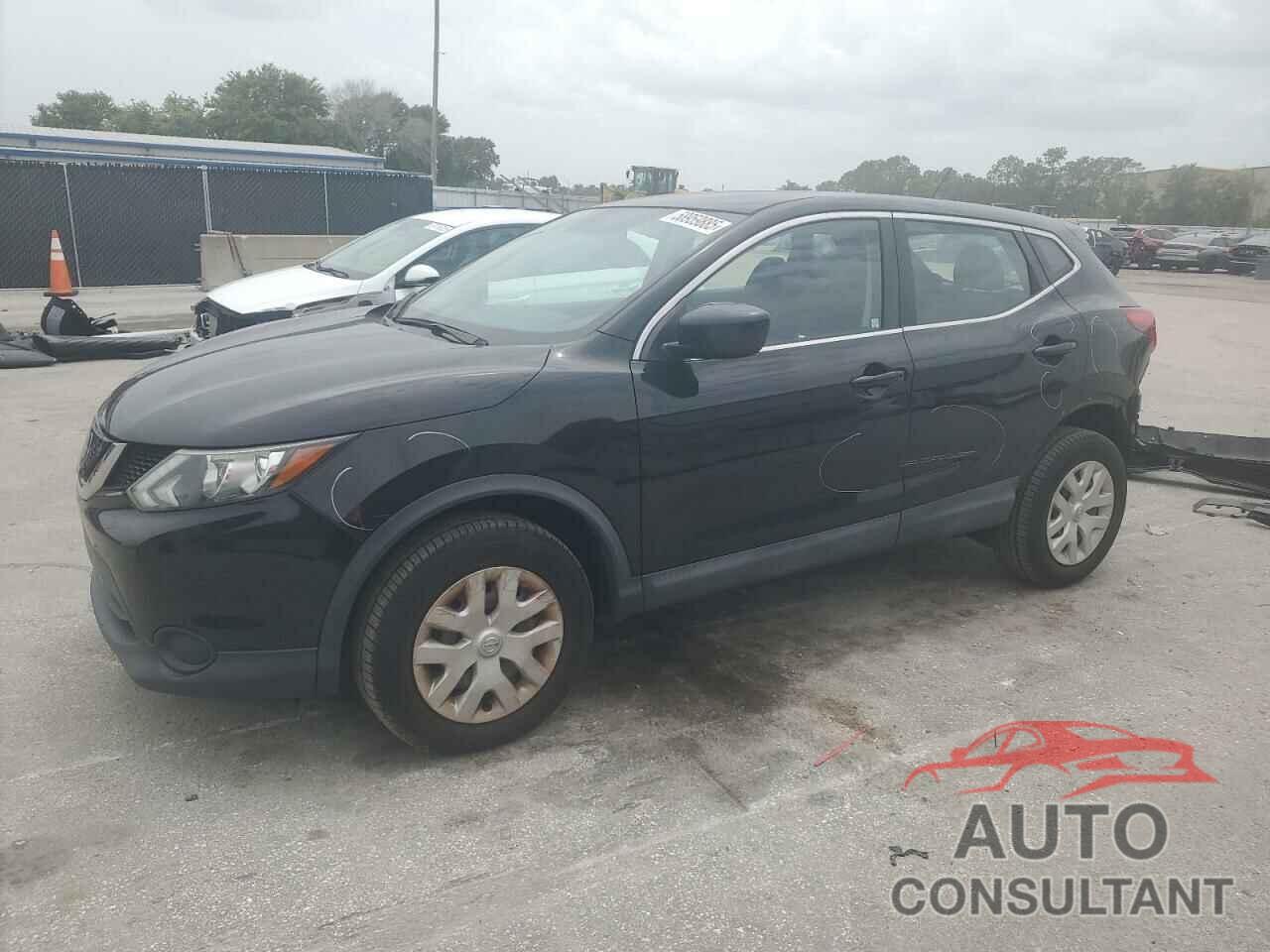 NISSAN ROGUE 2018 - JN1BJ1CR9JW255706