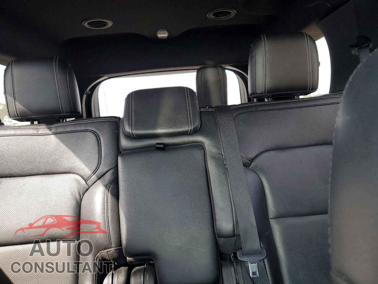 FORD EXPLORER 2018 - 1FM5K8F86JGB33605