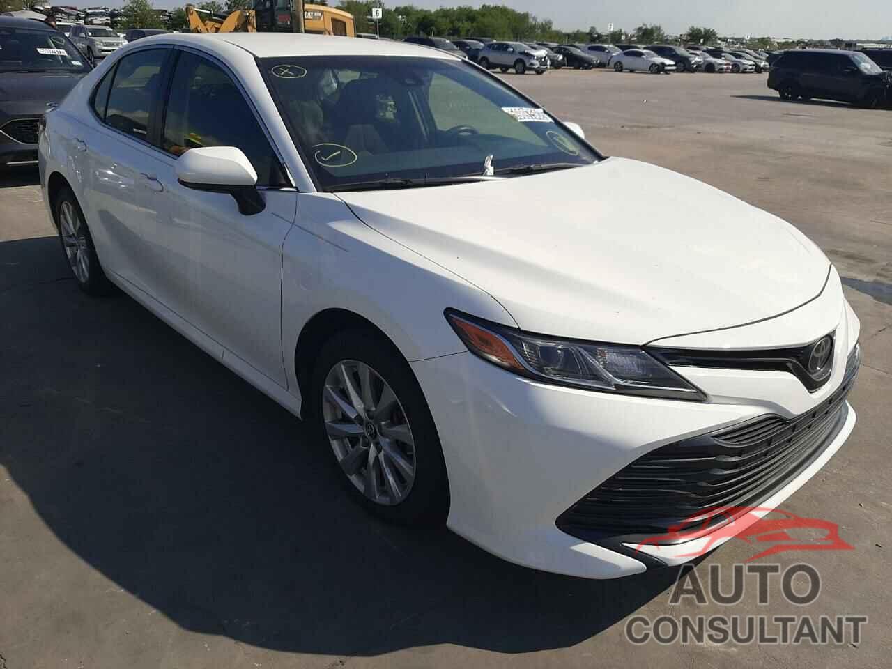 TOYOTA CAMRY 2018 - JTNB11HK4J3068041