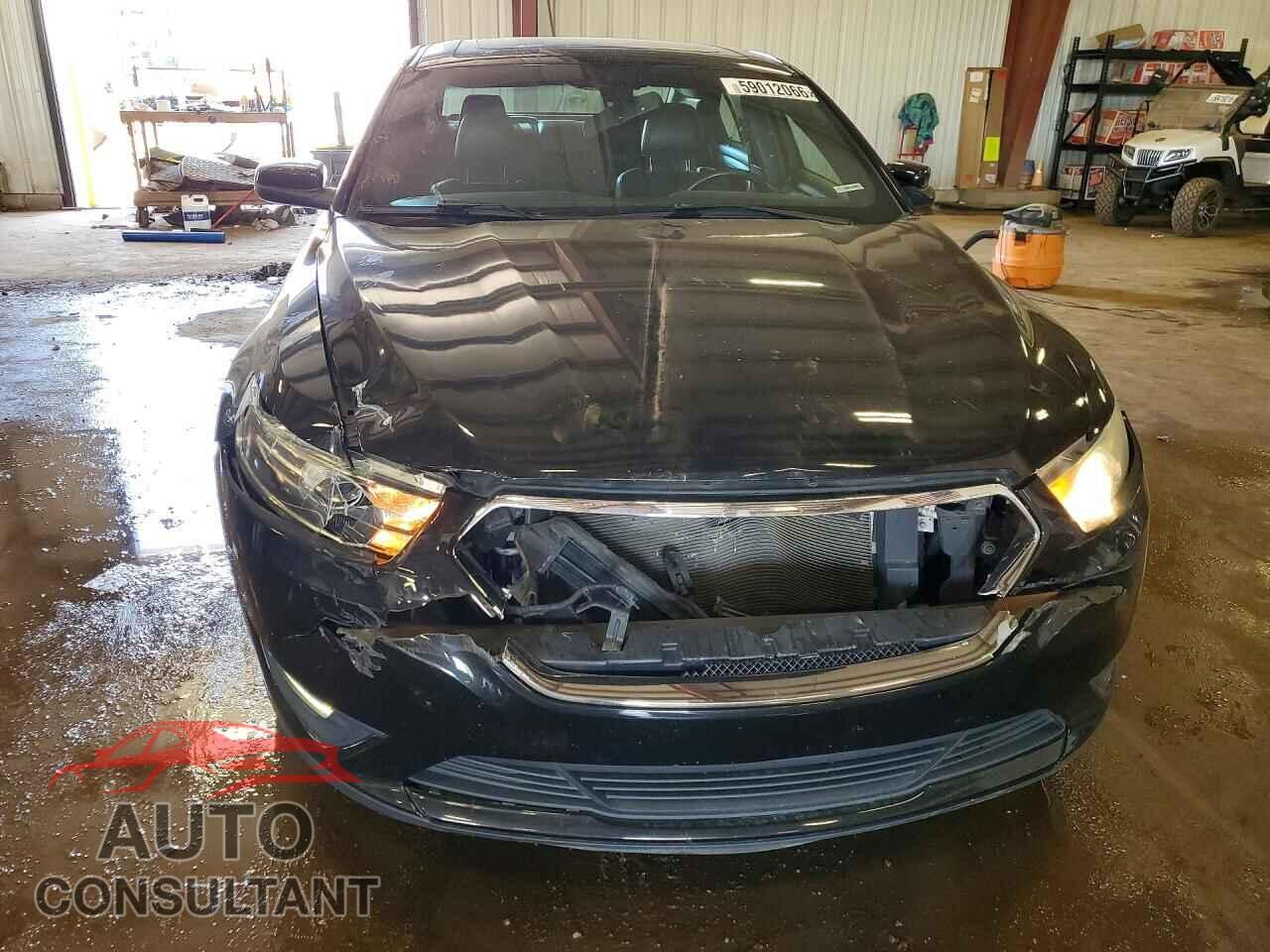 FORD TAURUS 2015 - 1FAHP2H81FG100411