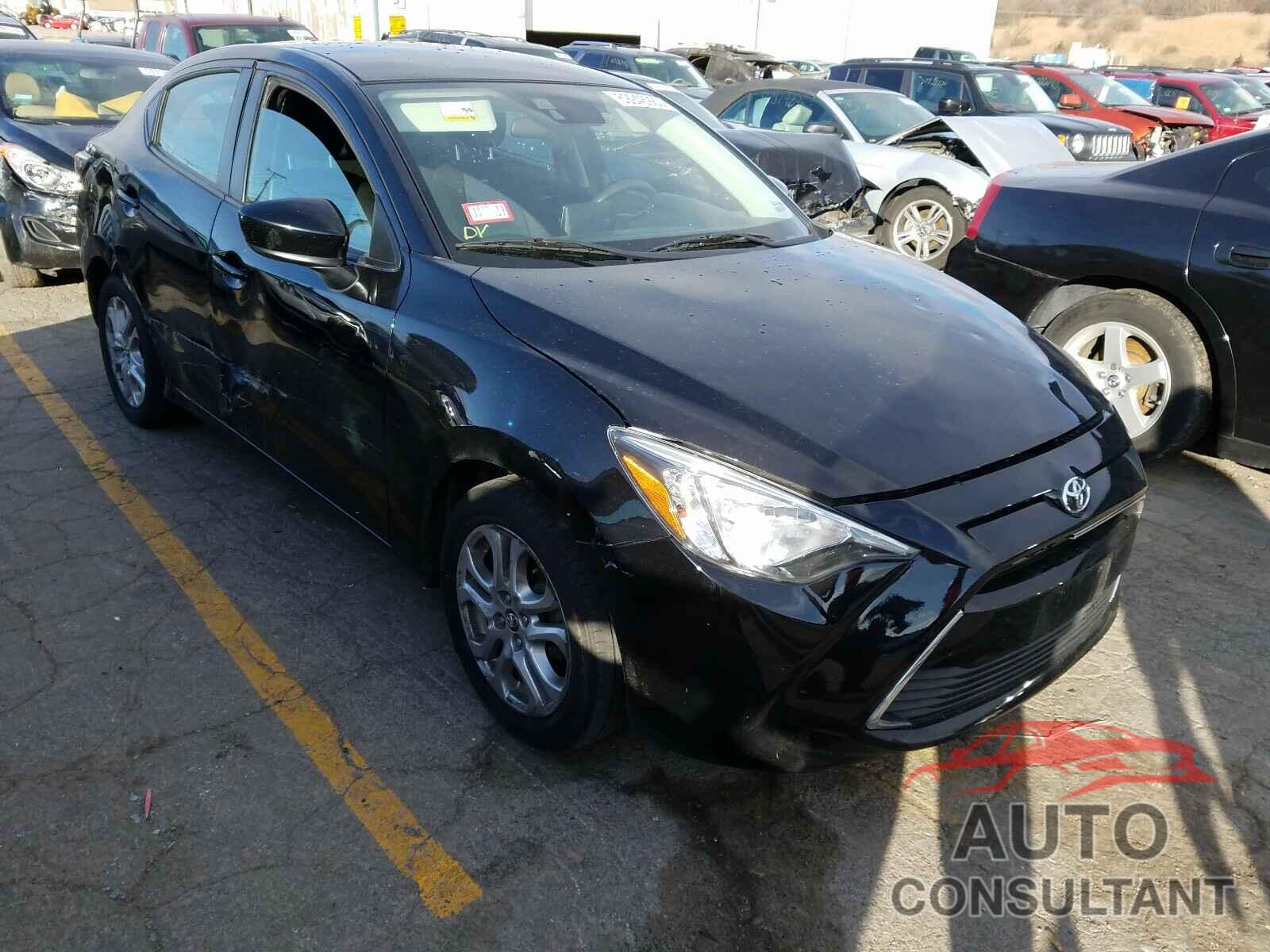TOYOTA YARIS 2017 - 3MYDLBYV7HY193593