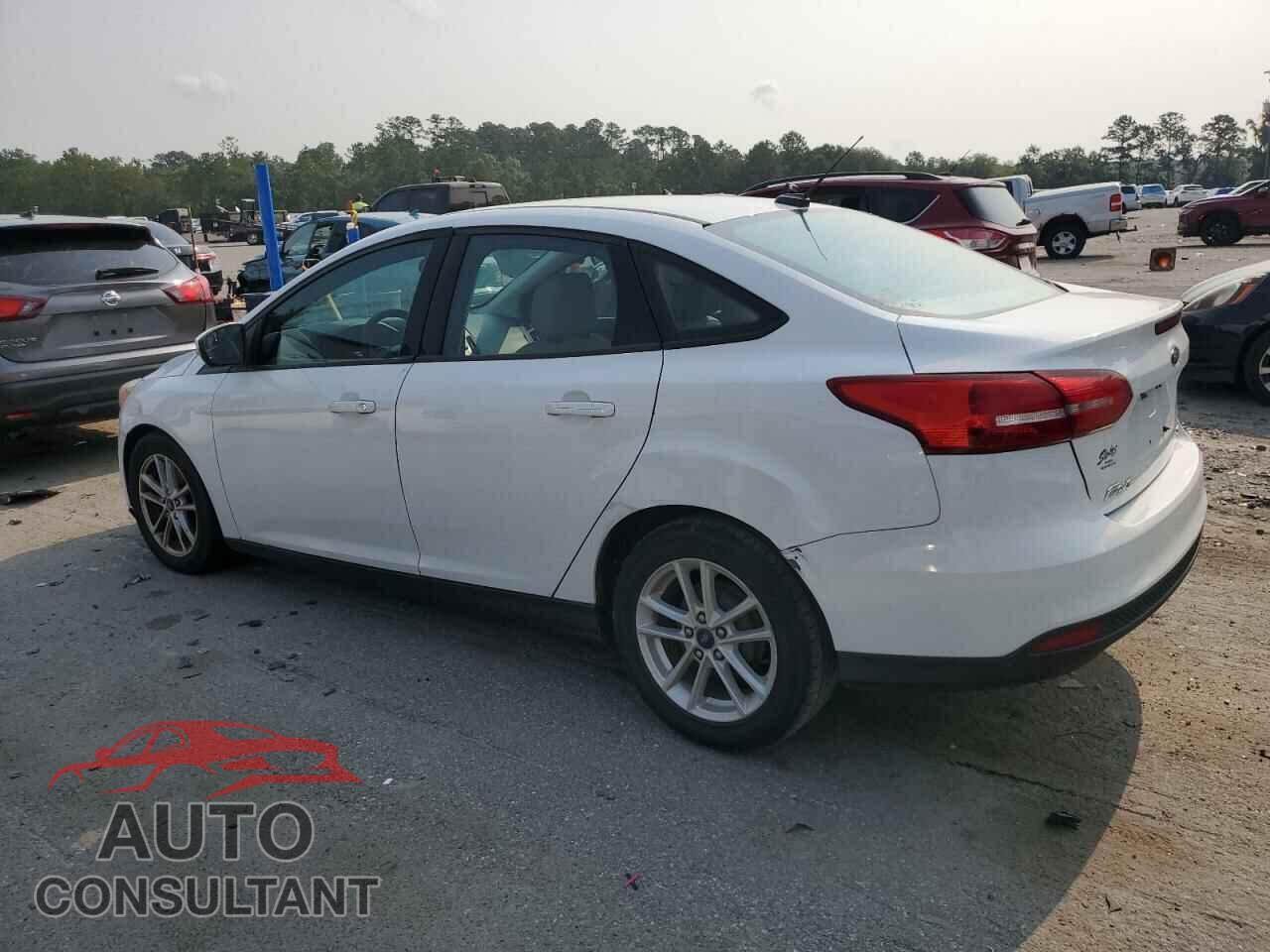 FORD FOCUS 2017 - 1FADP3F27HL267479