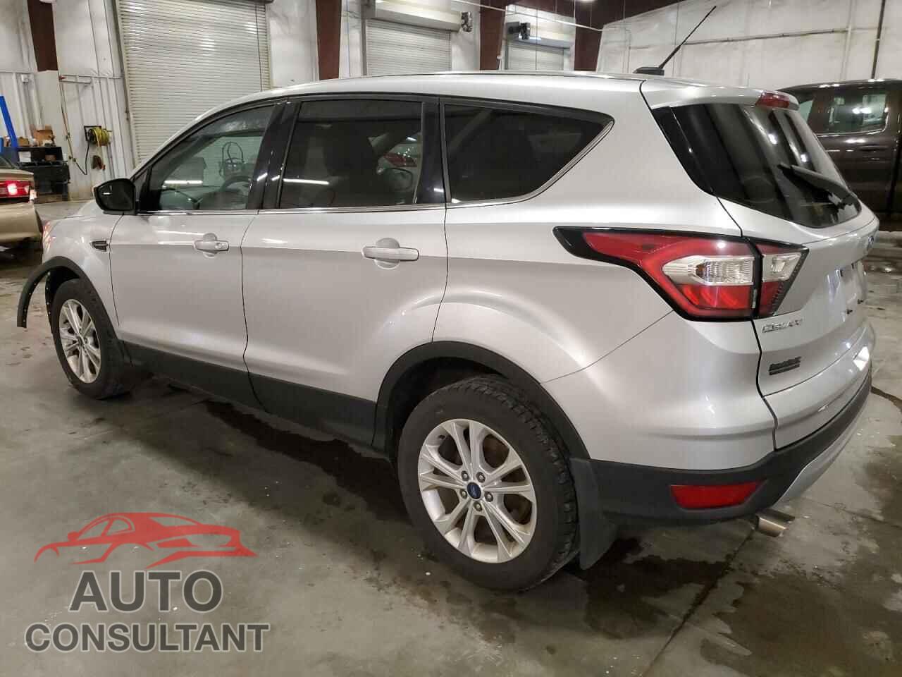 FORD ESCAPE 2017 - 1FMCU9GD4HUE96158