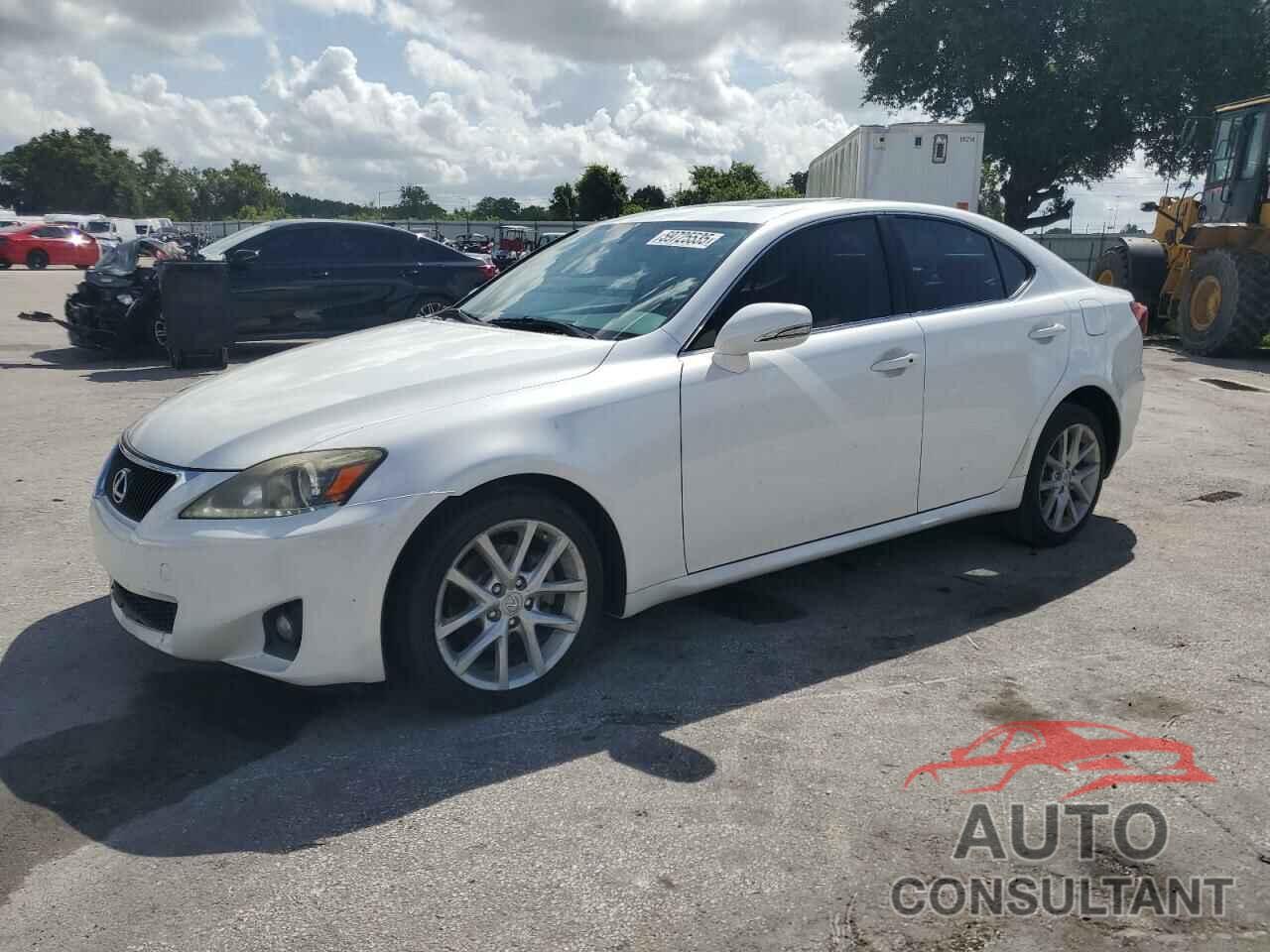LEXUS IS 2012 - JTHCF5C20C2035750
