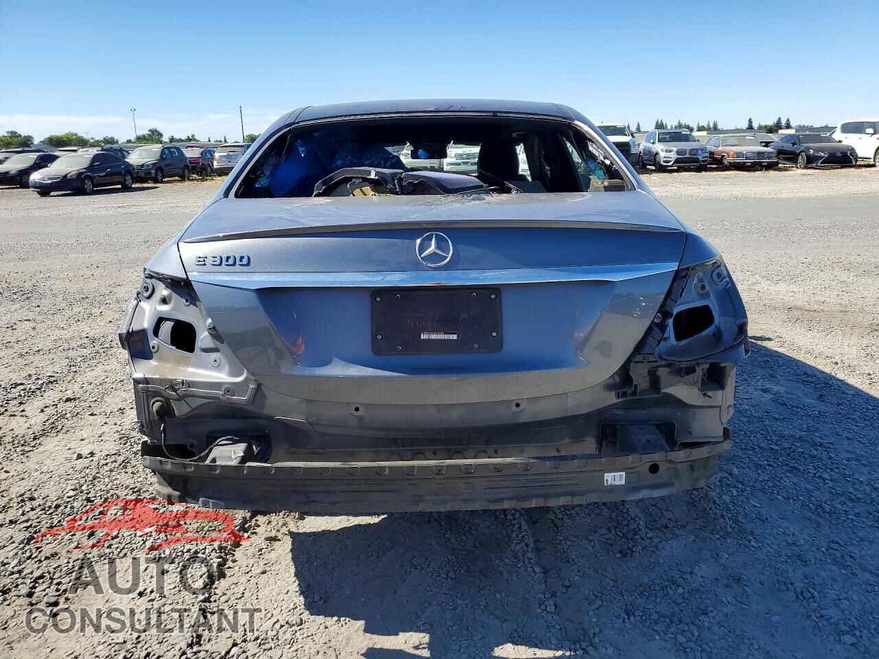 MERCEDES-BENZ E-CLASS 2018 - WDDZF4JB4JA444903