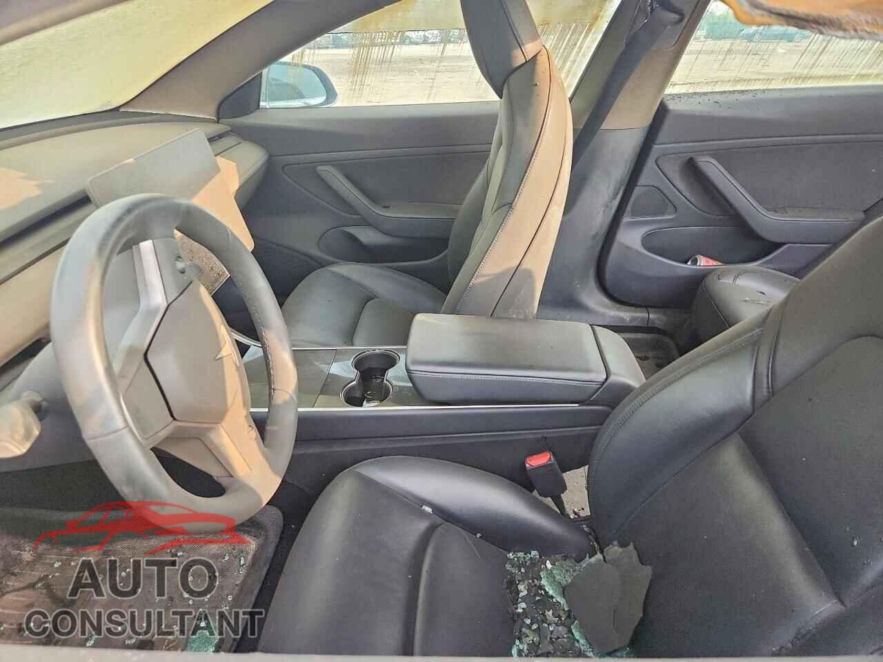 TESLA MODEL 3 2019 - 5YJ3E1EB0KF359349