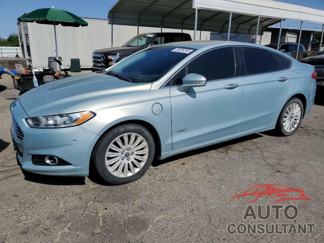 FORD FUSION 2013 - 3FA6P0SU6DR242308