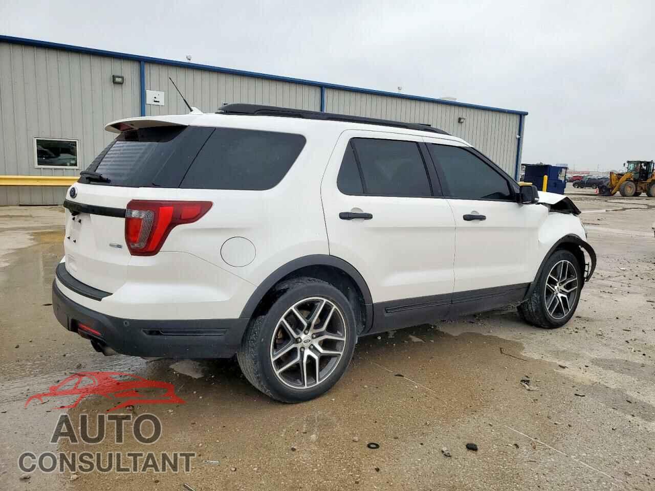 FORD EXPLORER 2018 - 1FM5K8GT1JGB77644