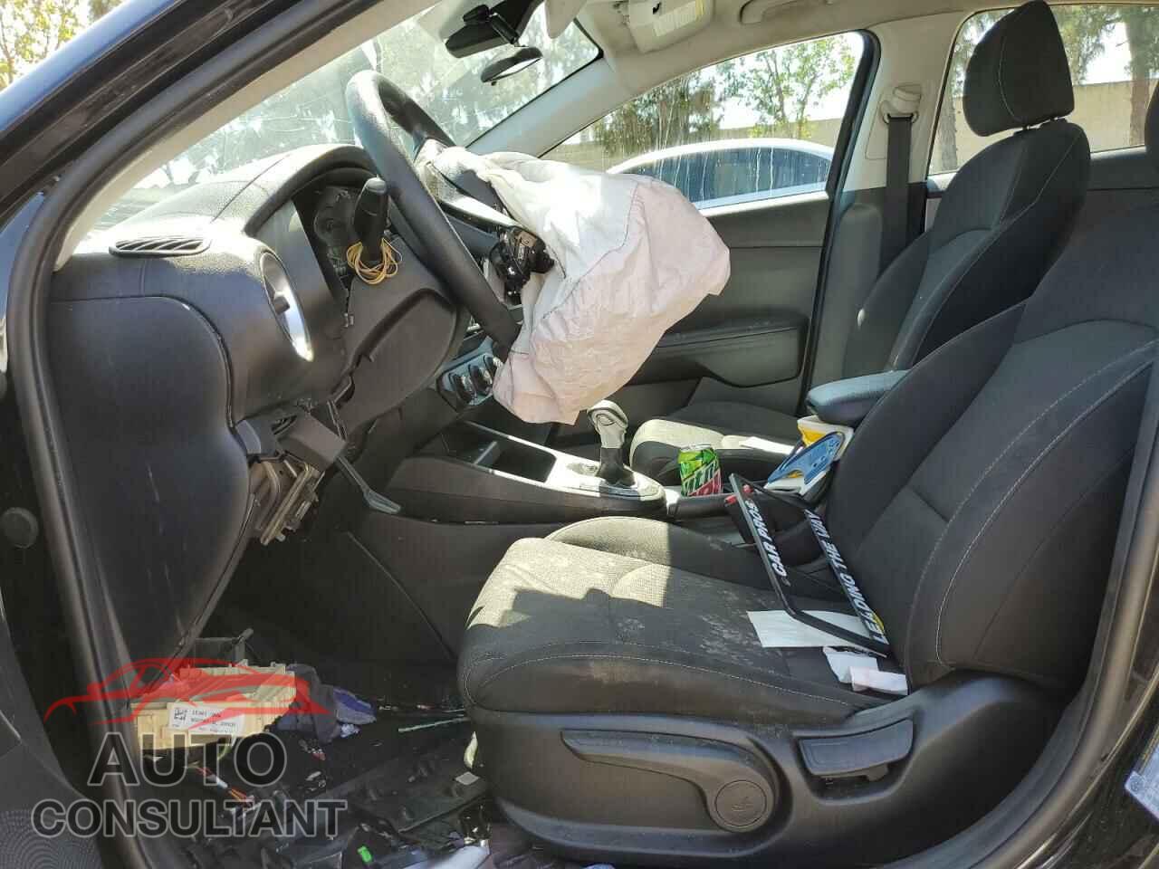 KIA FORTE 2023 - 3KPF24AD3PE565633