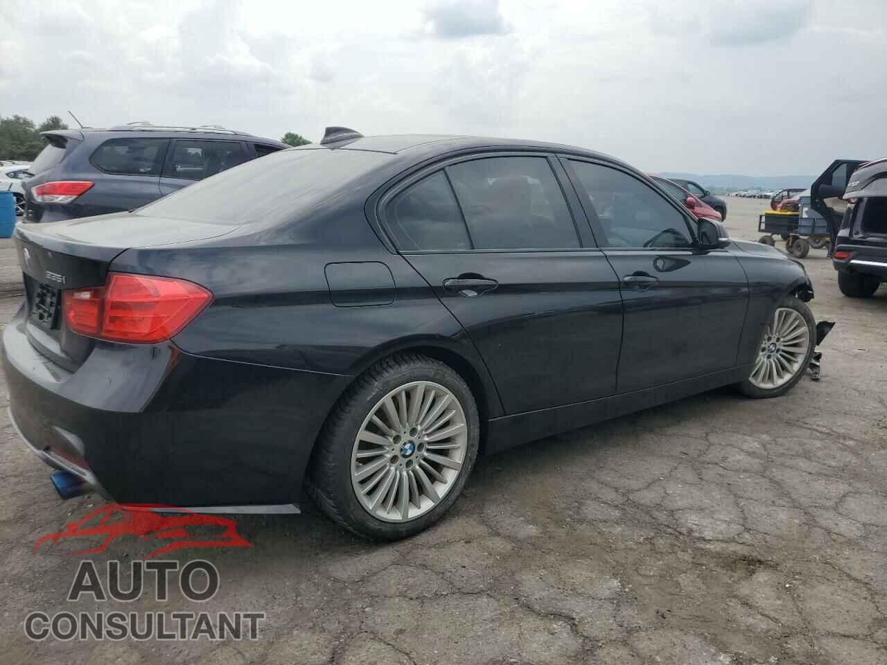 BMW 3 SERIES 2015 - WBA3B9C57FF589960