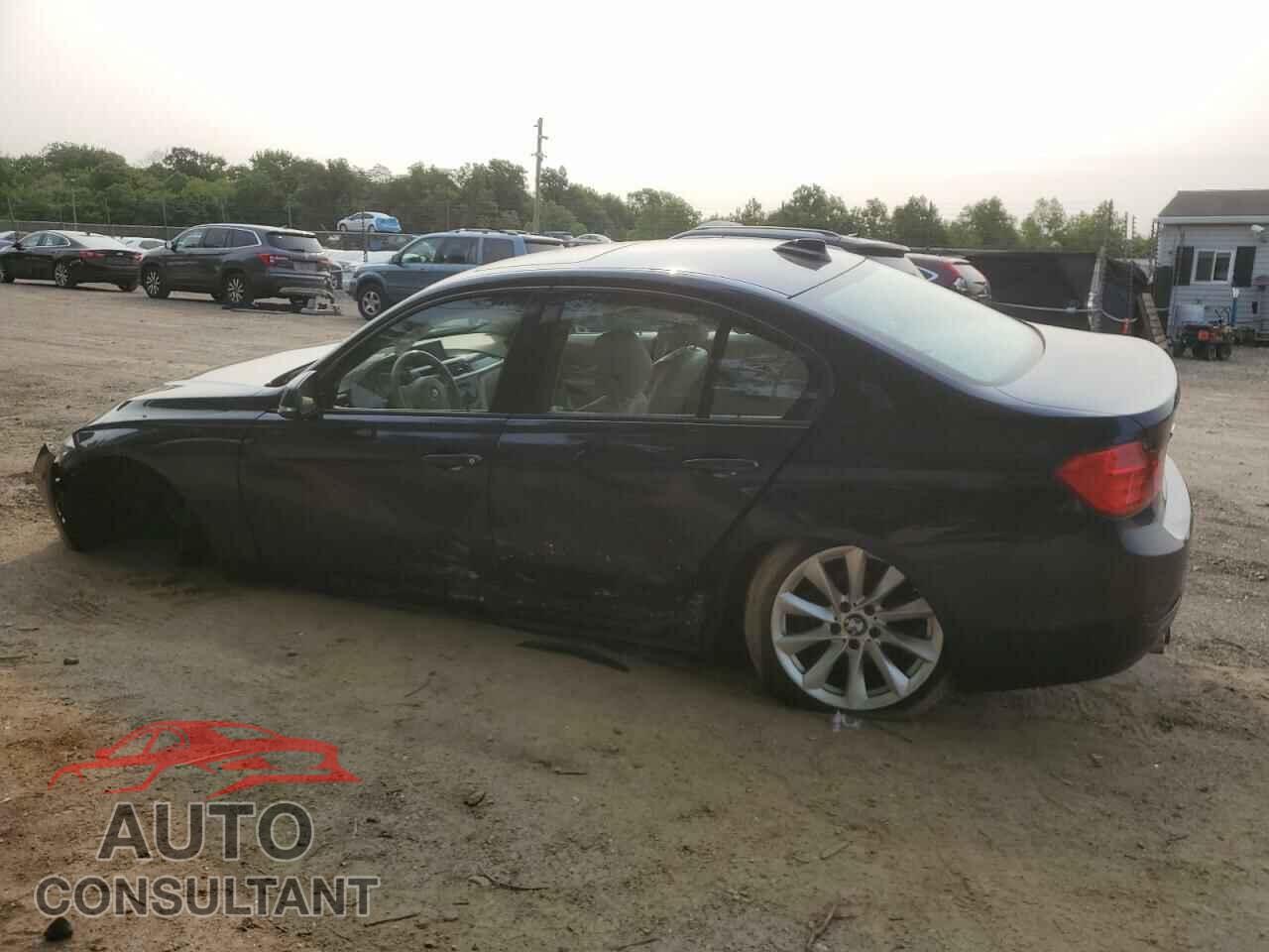 BMW 3 SERIES 2013 - WBA3B3C59DJ811311