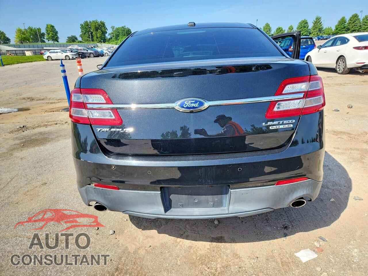 FORD TAURUS 2013 - 1FAHP2F80DG113196