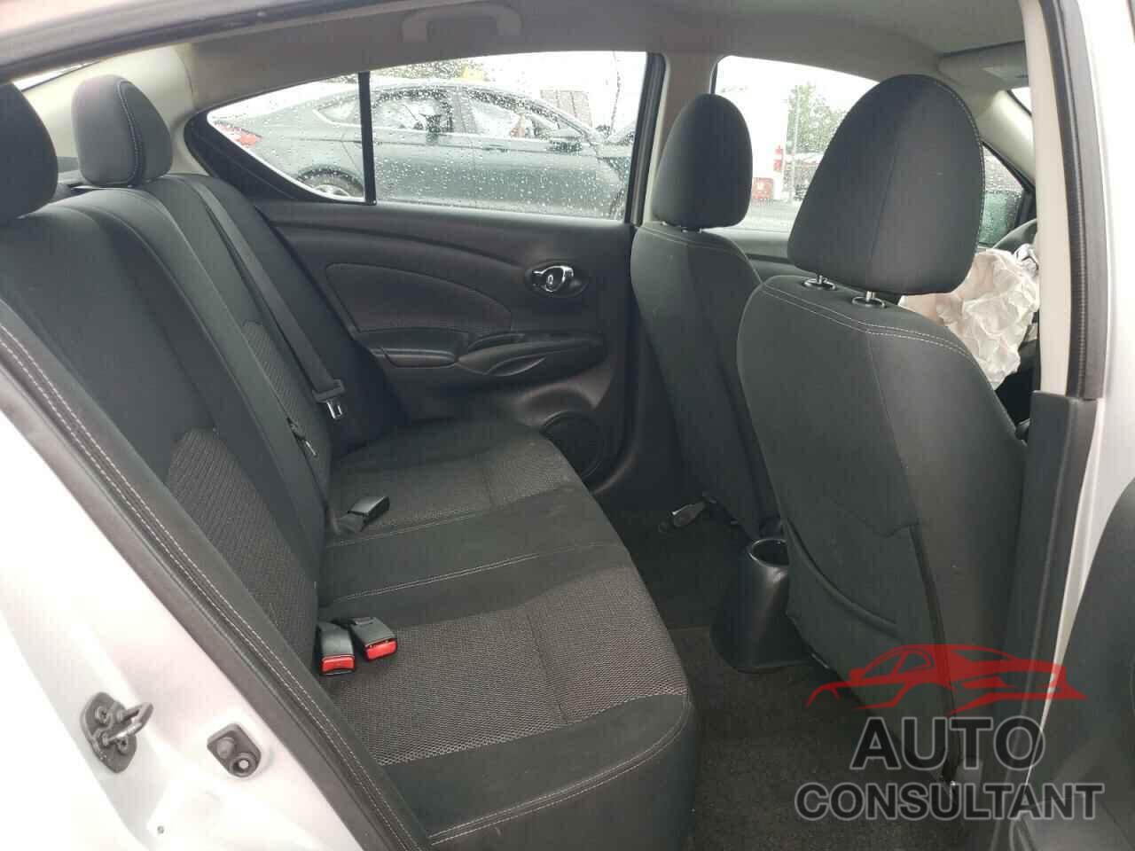 NISSAN VERSA 2017 - 3N1CN7AP5HL848489