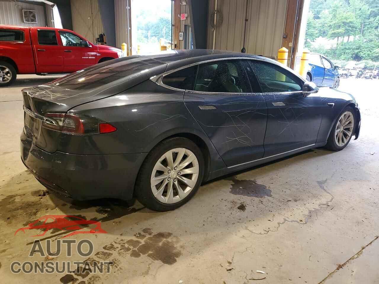 TESLA MODEL S 2017 - 5YJSA1E26HF220049