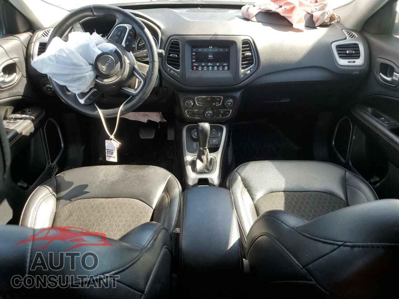 JEEP COMPASS 2020 - 3C4NJDBB6LT228908
