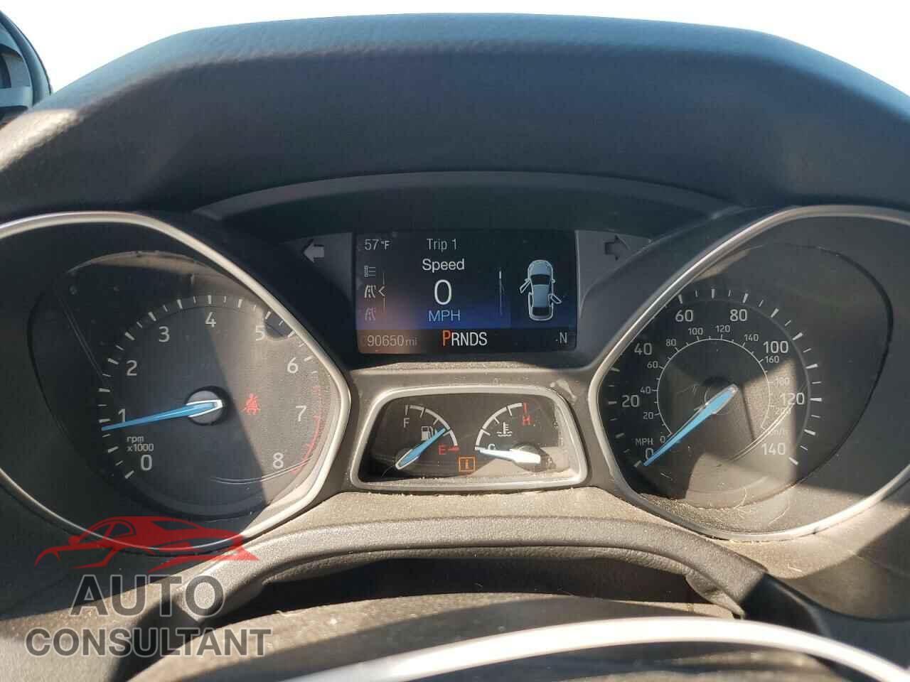 FORD FOCUS 2017 - 1FADP3M27HL274855