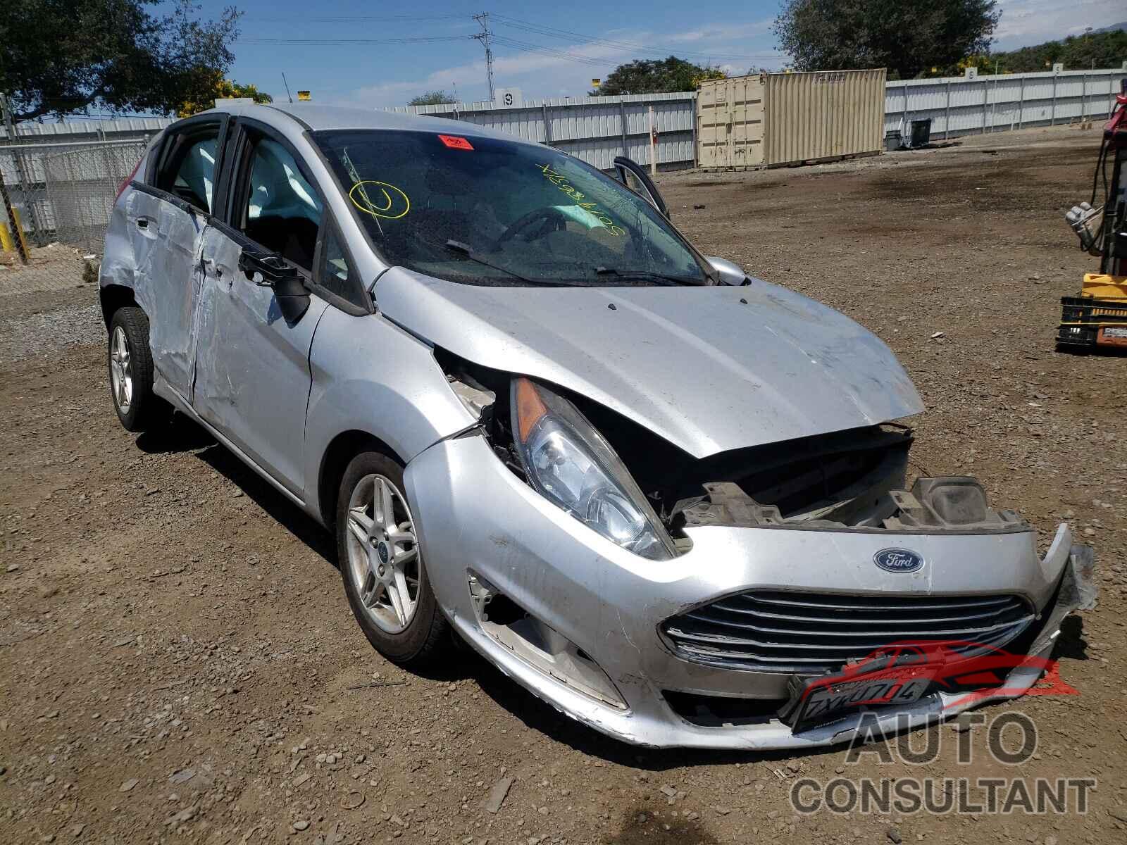 FORD FIESTA 2017 - 3FADP4EJ5HM136077