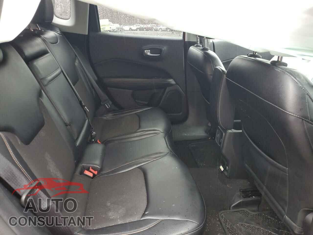 JEEP COMPASS 2017 - 3C4NJDBB6HT660454