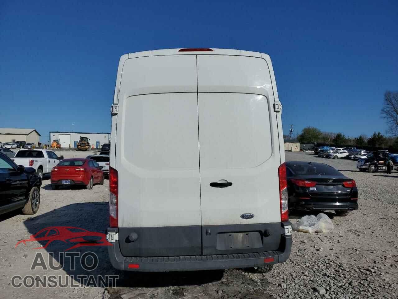 FORD TRANSIT 2017 - 1FTYR2XM6HKA03711