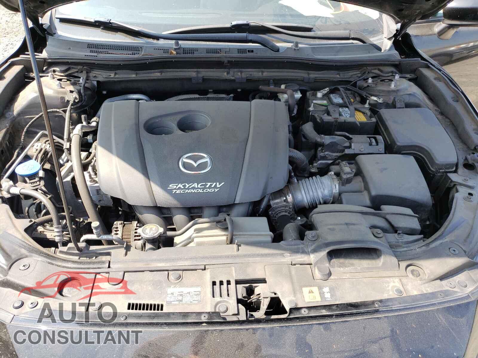 MAZDA 3 2017 - 3MZBN1U78HM137829
