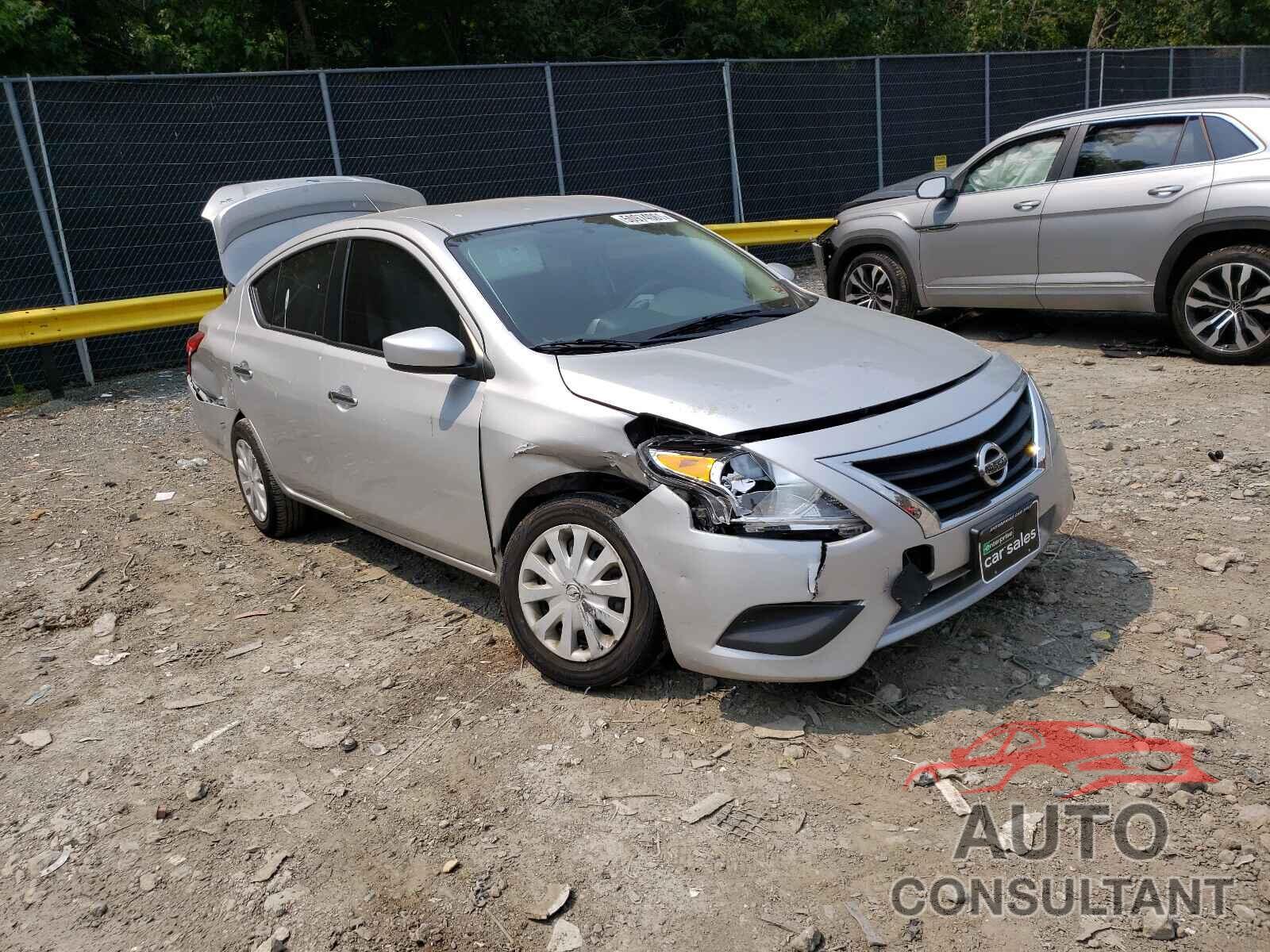 NISSAN VERSA 2019 - 3N1CN7AP2KL812122