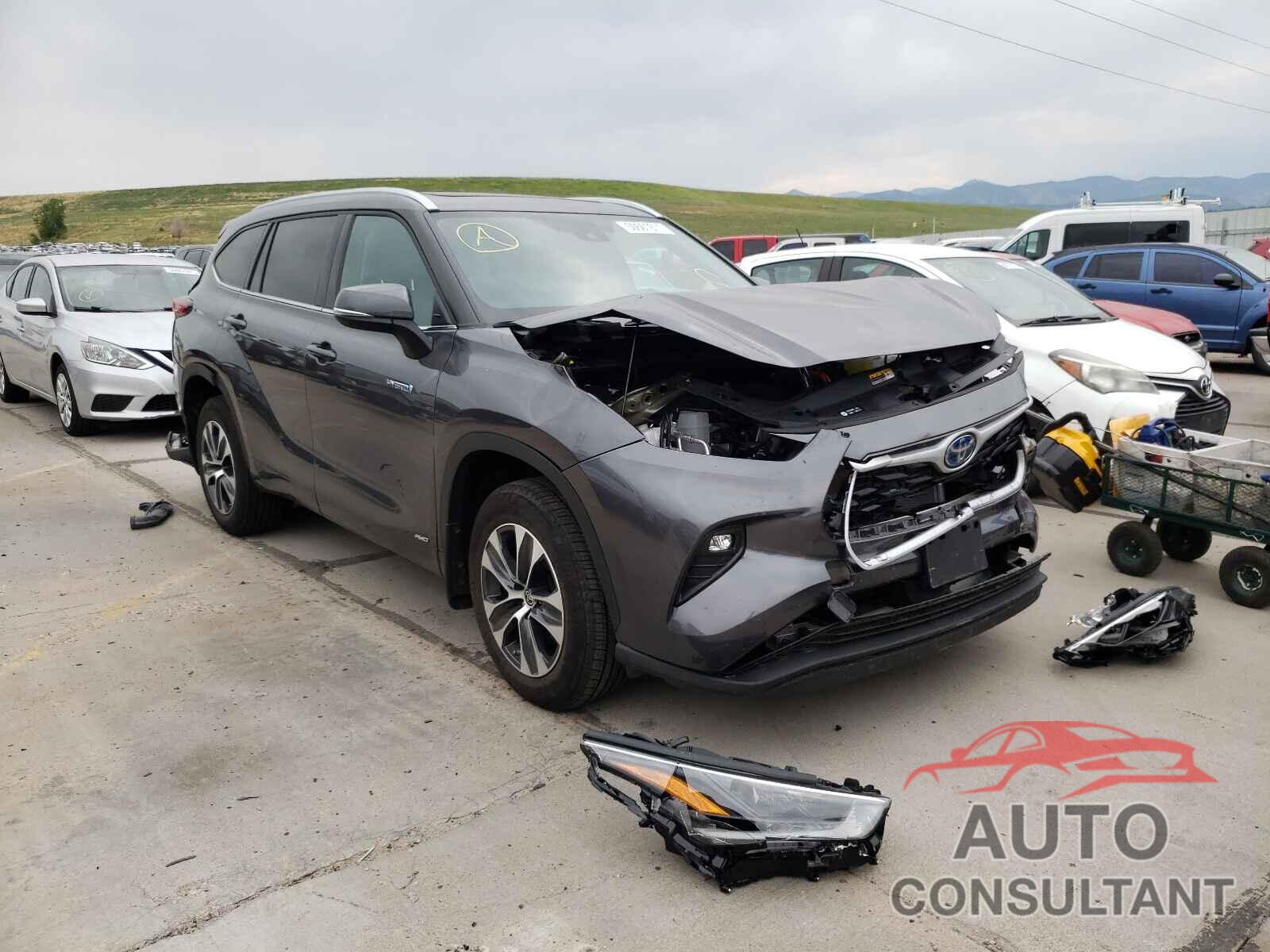 TOYOTA HIGHLANDER 2021 - 5TDHBRCH9MS042785