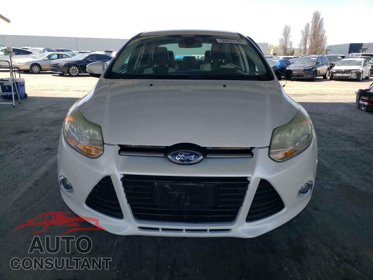 FORD FOCUS 2012 - 1FAHP3H23CL206301