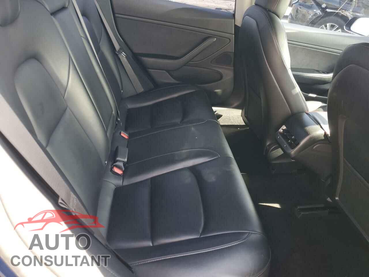 TESLA MODEL 3 2018 - 5YJ3E1EB9JF093666