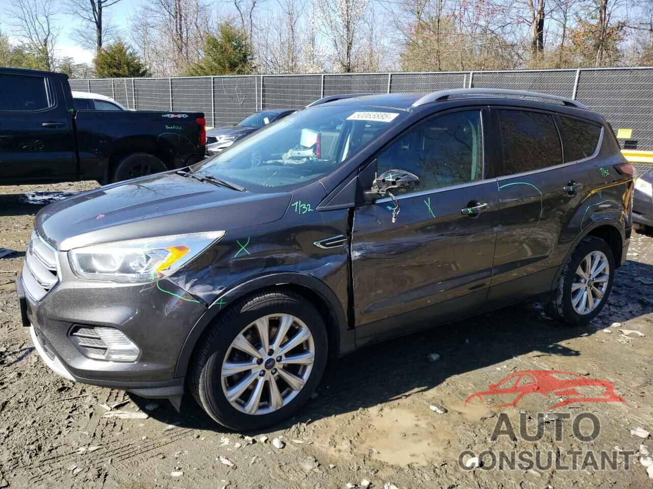 FORD ESCAPE 2017 - 1FMCU0J94HUD38127