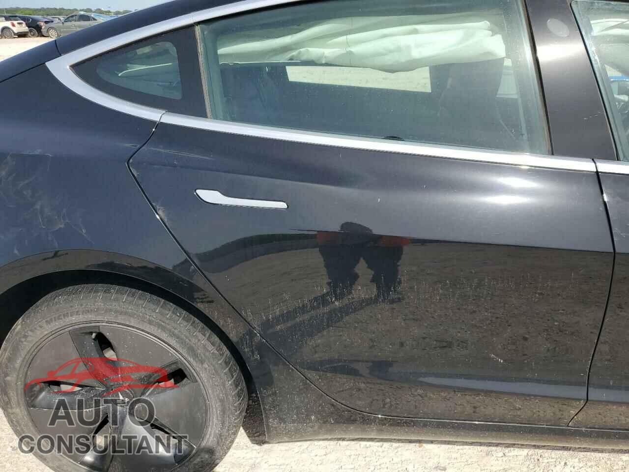 TESLA MODEL 3 2019 - 5YJ3E1EB6KF209049
