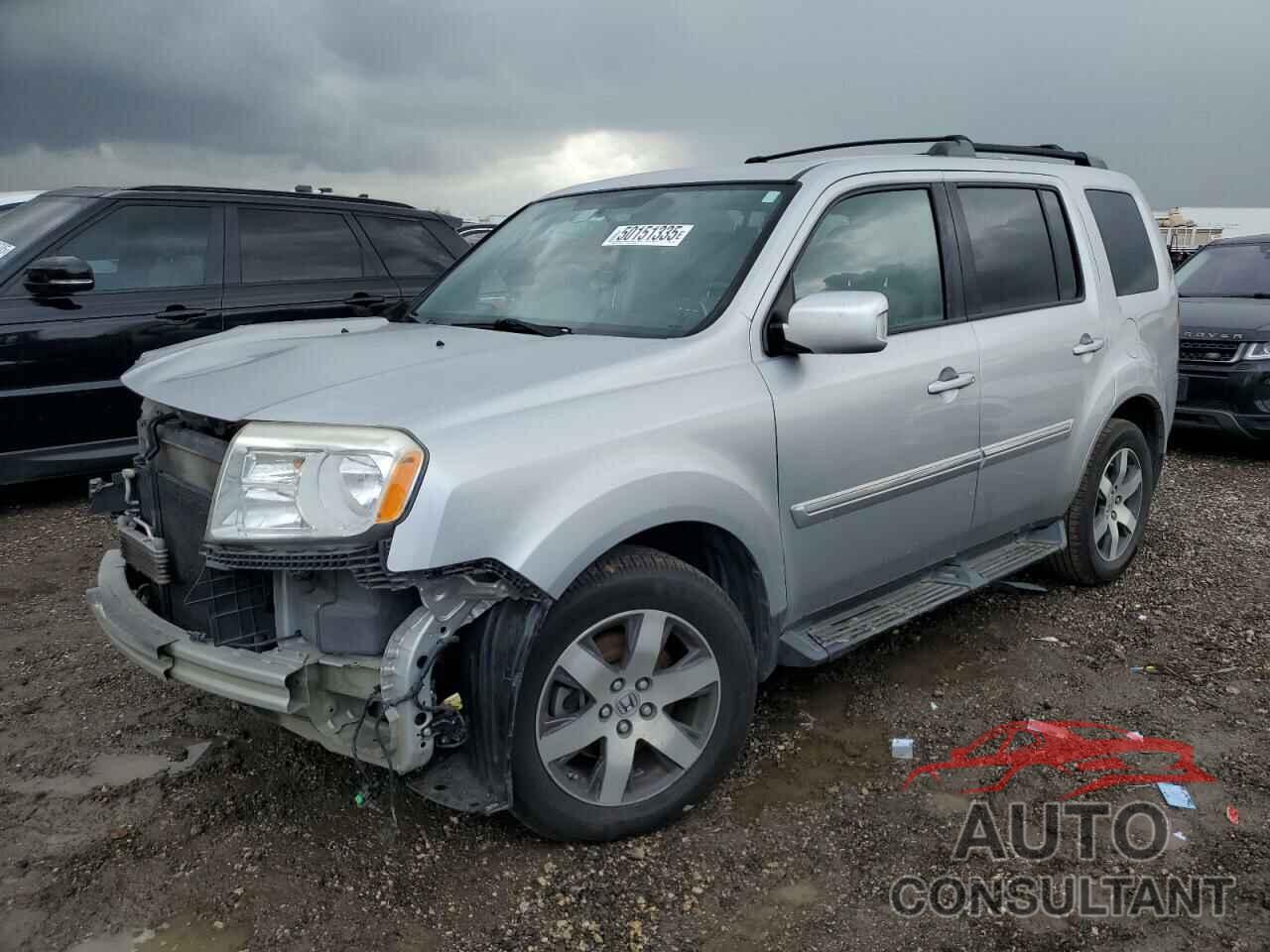 HONDA PILOT 2013 - 5FNYF3H98DB012765
