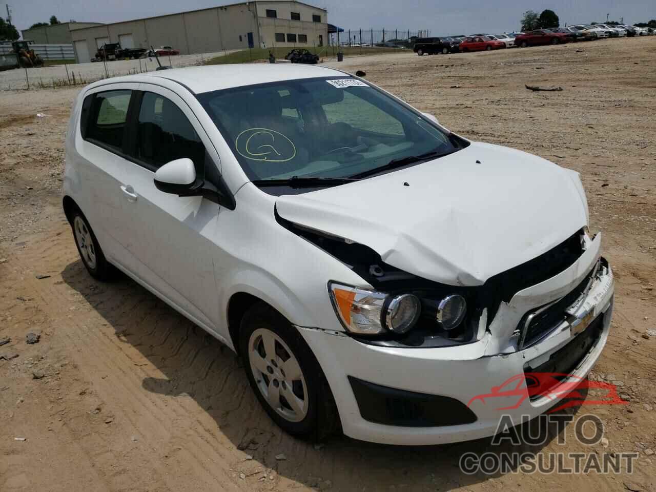 CHEVROLET SONIC 2016 - 1G1JA6SG3G4150341