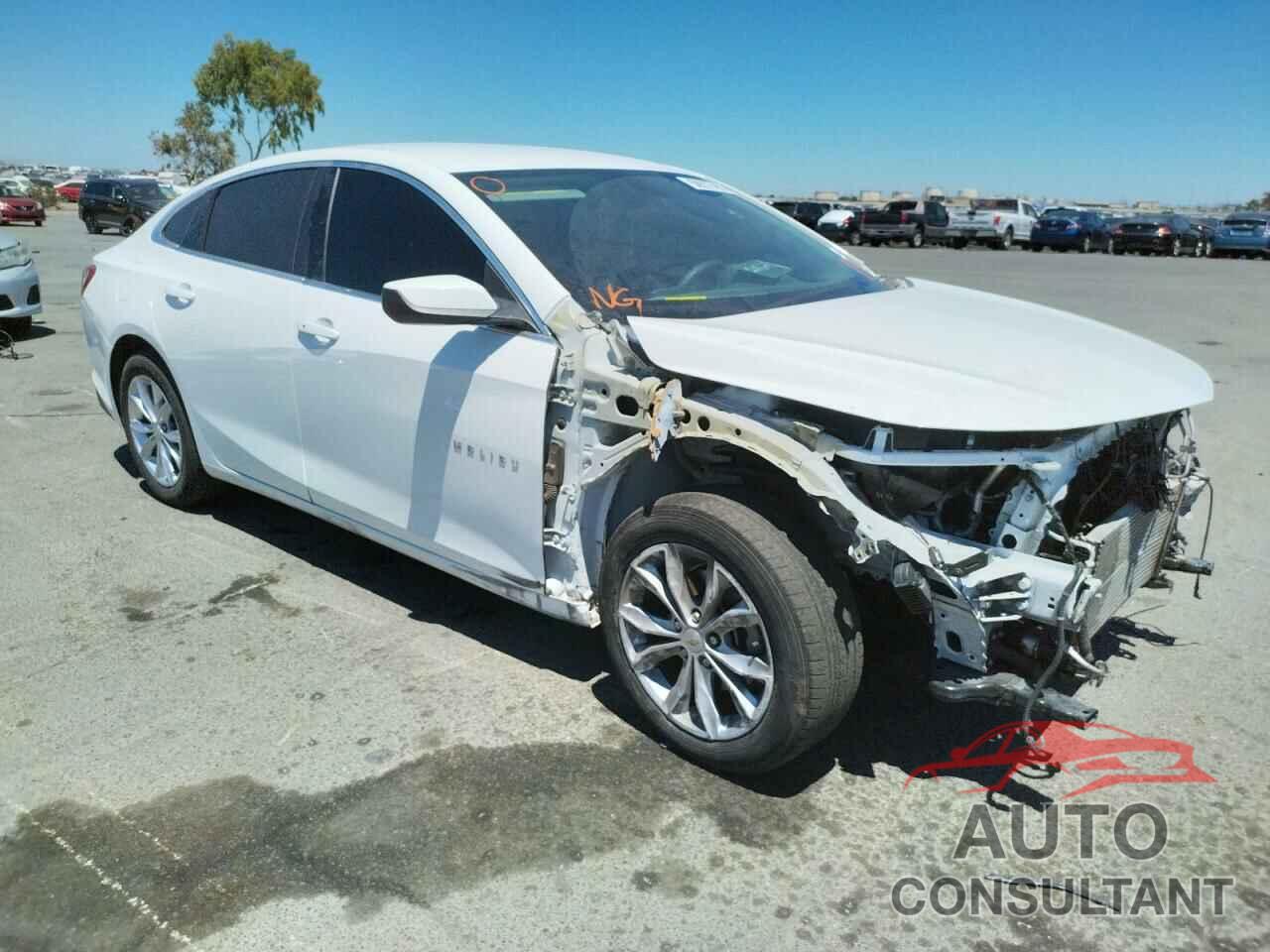CHEVROLET MALIBU 2019 - 1G1ZD5ST2KF140995