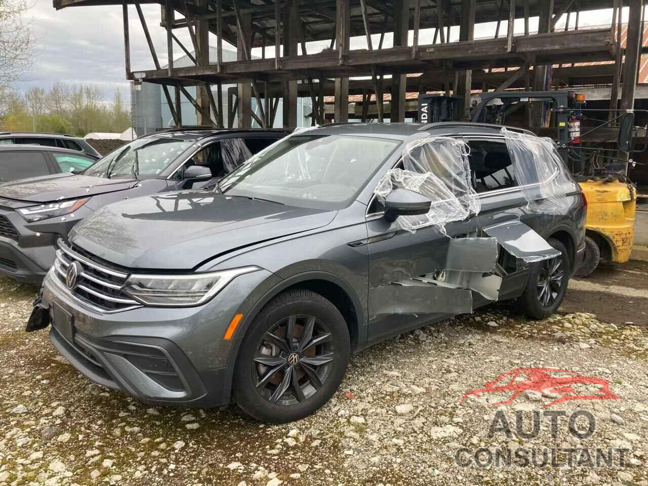 VOLKSWAGEN TIGUAN 2024 - 3VV2B7AX2RM123429