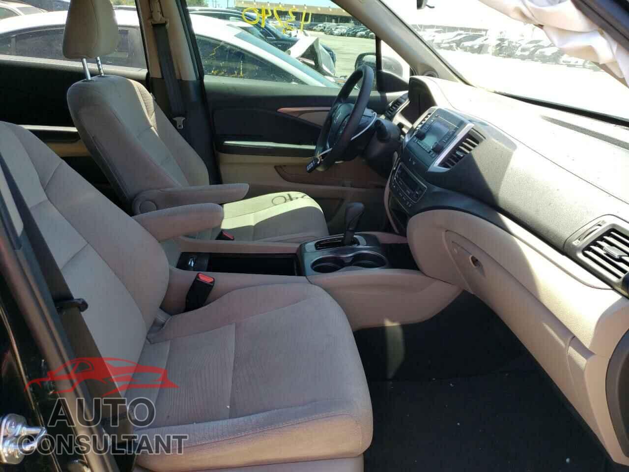 HONDA PILOT 2016 - 5FNYF5H11GB007207